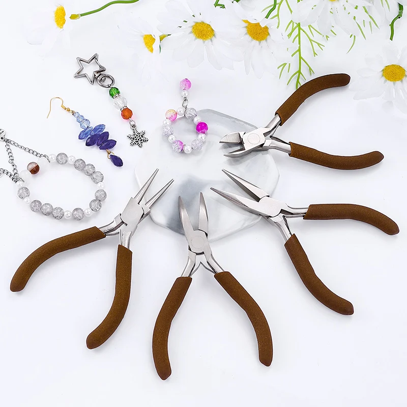 Juego de 4 Alicates de Punta F - Jewelry Making Using Beads reseña y precio