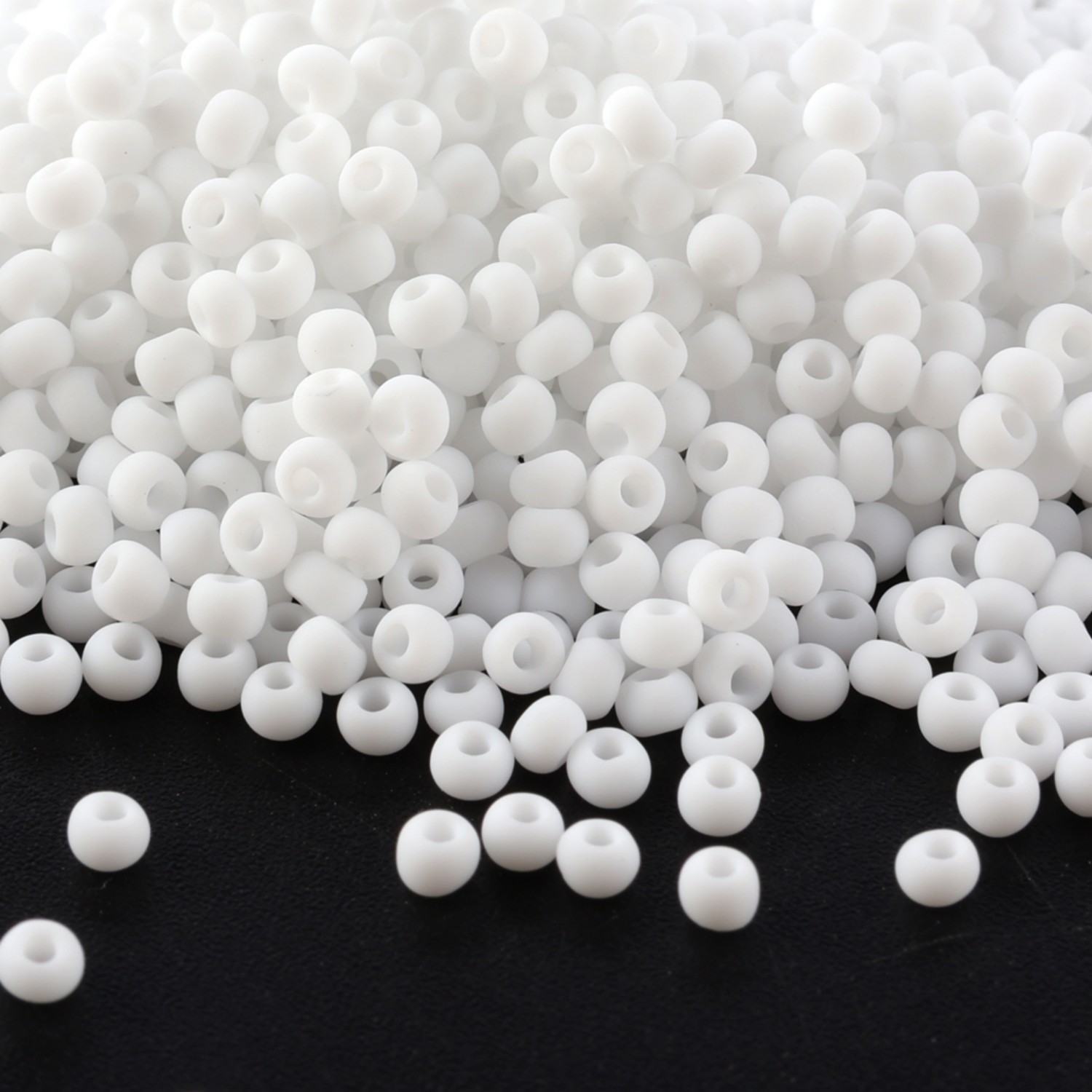 Cuentas de Semilla Negras y Bl - Seed Bead Tube reseña y precio